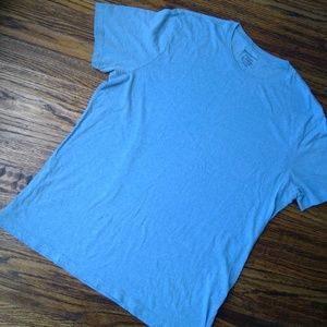 Banana Republic Fitted Crew Sky Blue Tee Size L